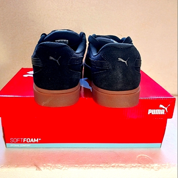 Puma - Picture 3 of 4